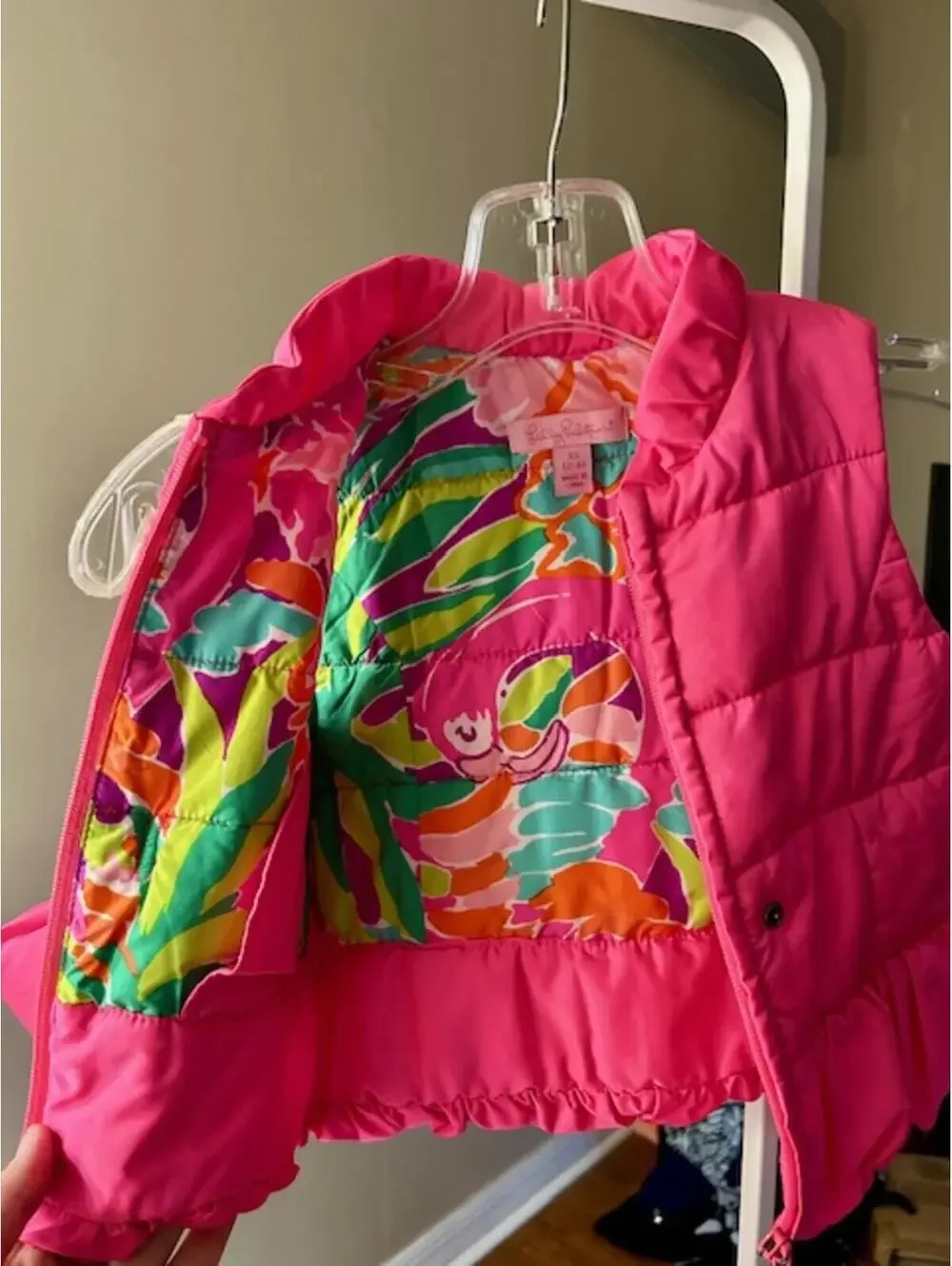 Lilly Pulitzer Pink Puffer Vest Bow Detail Girls XS (2/3)